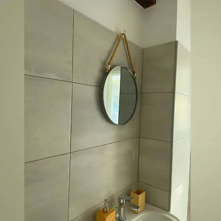 Harbor 2 Apartment