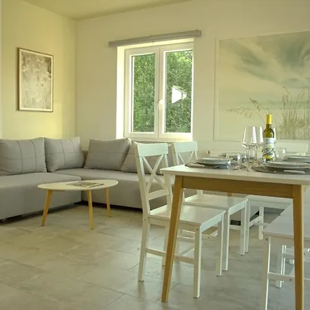 Harbor 2 Apartment